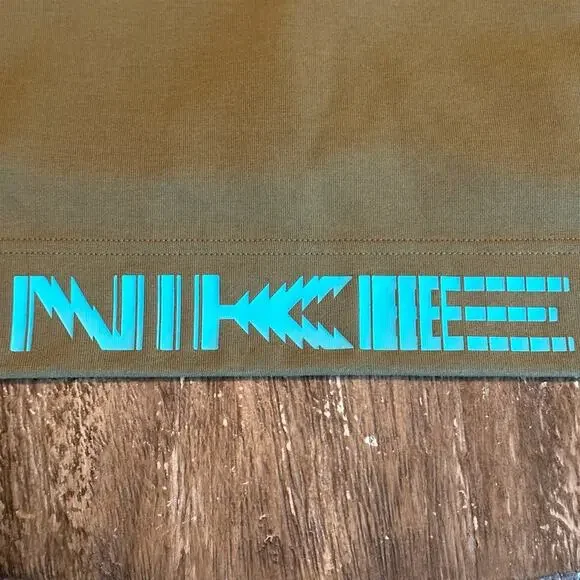 Men's Nike Dri-Fit Split Hem Hoodie Sweatshirt Olive Green, X-Large - Picture 11 of 11